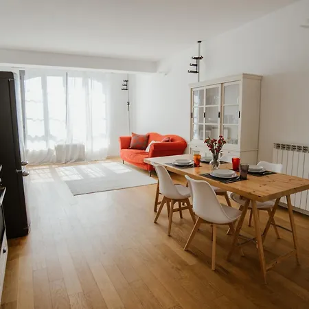 Lägenhet Guesthost - Mecenate Bright *